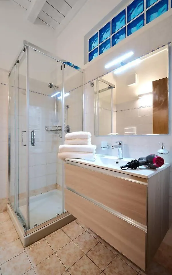 Domus Dea Bergamo Alta Apartment